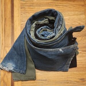 Dickies, LEVI & Old NAVY Workpants  Bundle Size 38